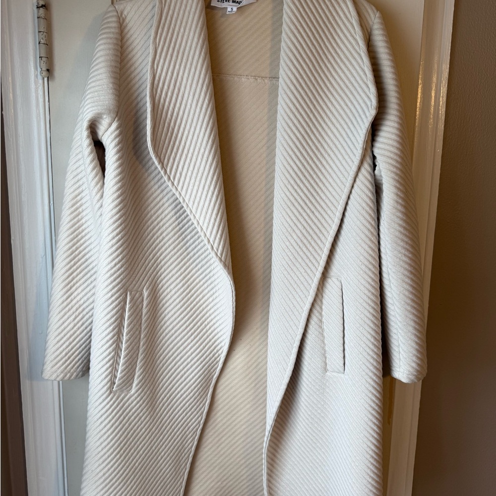 Steve Madden Size S Elegant Cream Women's Coat
